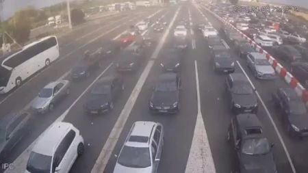 Opšti kolaps na granici! Igla nema gde da padne