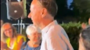 "Aplauz svih 370 prisutnih! Impresivno" Vetirani Đokić na blokaderskom skupu u Vrbasu (VIDEO)