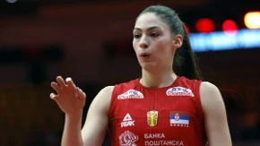 Sramotno: Brutalan napad na Henu Kurtagić i to zbog dresa Srbije