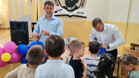 Novi početak za nove generacije: Prvacima na Savskom vencu pokloni dobrodošlice 