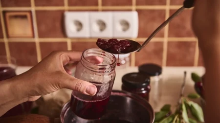 Pitala sam iskusnu domaćicu za recept, pa mi je odala tajnu: U teglu sa džemom od šljiva se stavi listić ove biljke, ukus bude čista fantazija