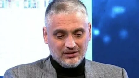 Povređen Čeda Jovanović! Noga mu u zavoju, a Aca Kos se ne odvaja od njega (VIDEO)