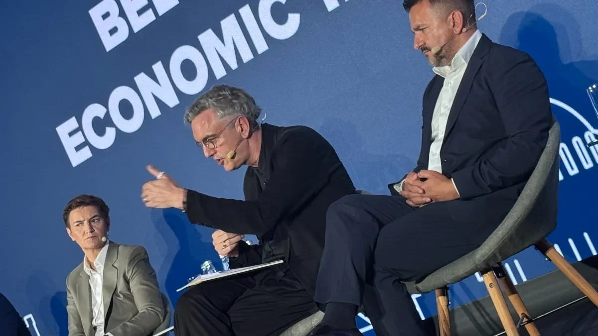 Čadež: Srbija mora ponovo da se usmeri na izgradnju digitalne ekonomije zasnovane na veštačkoj inteligenciji