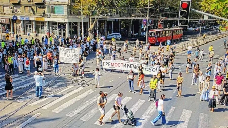 Hoćete nezaposlenost od 26 odsto i platu od 330 evra? Evo ko vas poziva da potpišete