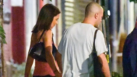 Svi bruje o njenoj novoj ljubavnoj vezi: Glumica se ne odvaja od mlađeg dečka  