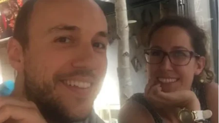 "Zlostavljala me je i tukla": Bivša žena našeg pevača prošla kroz agoniju sa majkom, a onda je pokušala i da joj oduzme decu