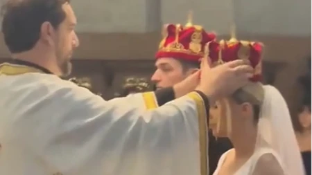 "Kad od treme zaboraviš gde si": Zbog Dubravkinog videa cela Srbija plače od smeha - tokom venčanja uradila nešto što niko nije očekivao 