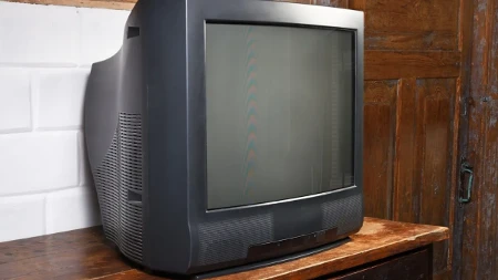 Zašto su stari televizori trajali decenijama, a novi se mnogo brže kvare? Odgovor će vas iznenaditi