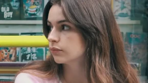 Dečko joj se zbližio sa "polusestrom", a onda ih je zatekla polugole: Kada je sve rekla porodici, smejali su joj se u lice