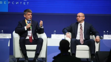 Arno Gujon na Međunarodnom  omladinskom forumu u Jekaterinburgu!