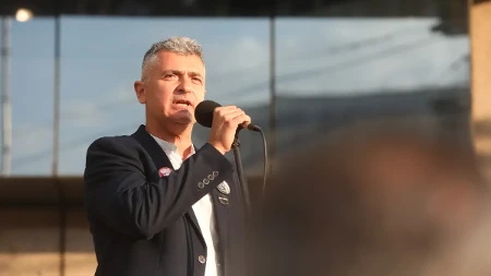 Evo ko je Ilija Srdanović, prvi na "studentskoj" listi. I takvi treba da vode Srbiju? To je lepša i bolja Srbija?