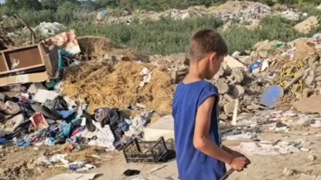 „Mnogo sam plakao kad me je mama ostavila na autobuskoj stanici“: Sudbina malog Dušana iz Titela udružila Srbiju