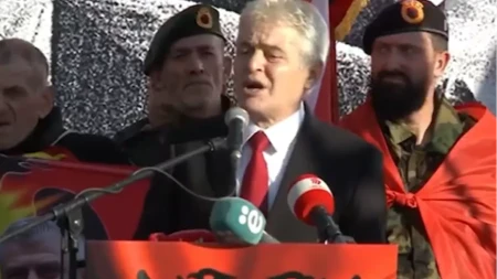 Presuda za mučenje i ubistva, a Ahmeti veliča OVK! Bivše vođe osuđene na zatvor, on poručuje: „Borba za slobodu!“