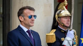 Sve veća drama u Francuskoj! Makron izdao nalog vladi, na jugu zemlje već blokada!