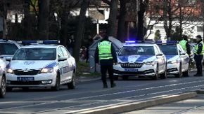 Horor u Beogradu: Proleteo kroz crveno svetlo kolima i pokosio ženu na pešačkom prelazu, poginula na licu mesta