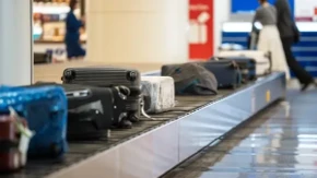 Kofer vam se izgubio na aerodromu? Ovaj mali trik iskusnih putnika spašava i prtljag i živce - evo šta treba da uradite