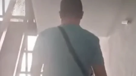 Narodu je dosta blokadera! Uznemiravaju ljude na kućnom pragu, jedan građanin im poručio - "Izlazite, da vas ne vidim!" (VIDEO)