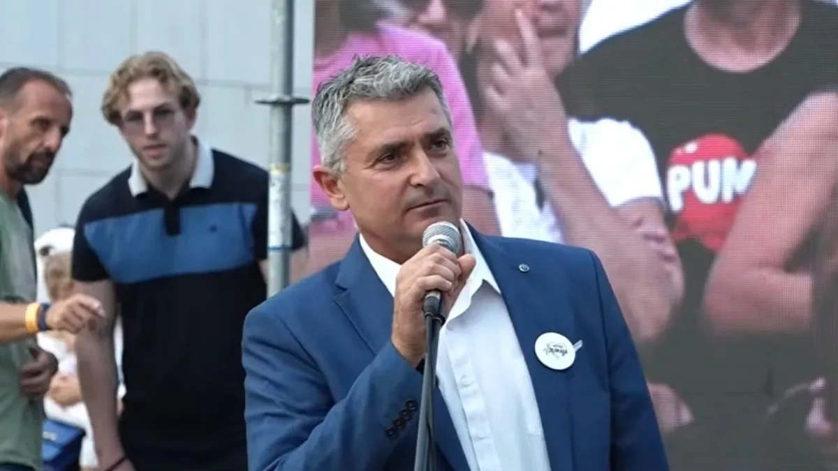 Ilija Srdanović targetira studente, spremio listu za odstrel! Ostrvio se na one koji bi da studiraju umesto da se bave politikom!