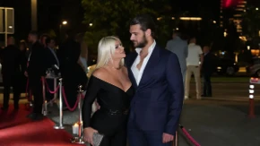 Estrada na jednom mestu! Naše pevačice zagrmele za sve pare: Ceca u miniću, Milica kao barbika, a Dara se ne odvaja od dečka