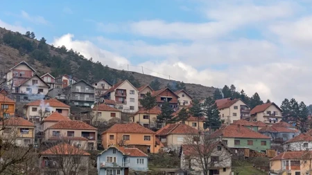 Država daje 2,5 miliona za kuću na selu - ovo je prilika za majke dece do godinu dana