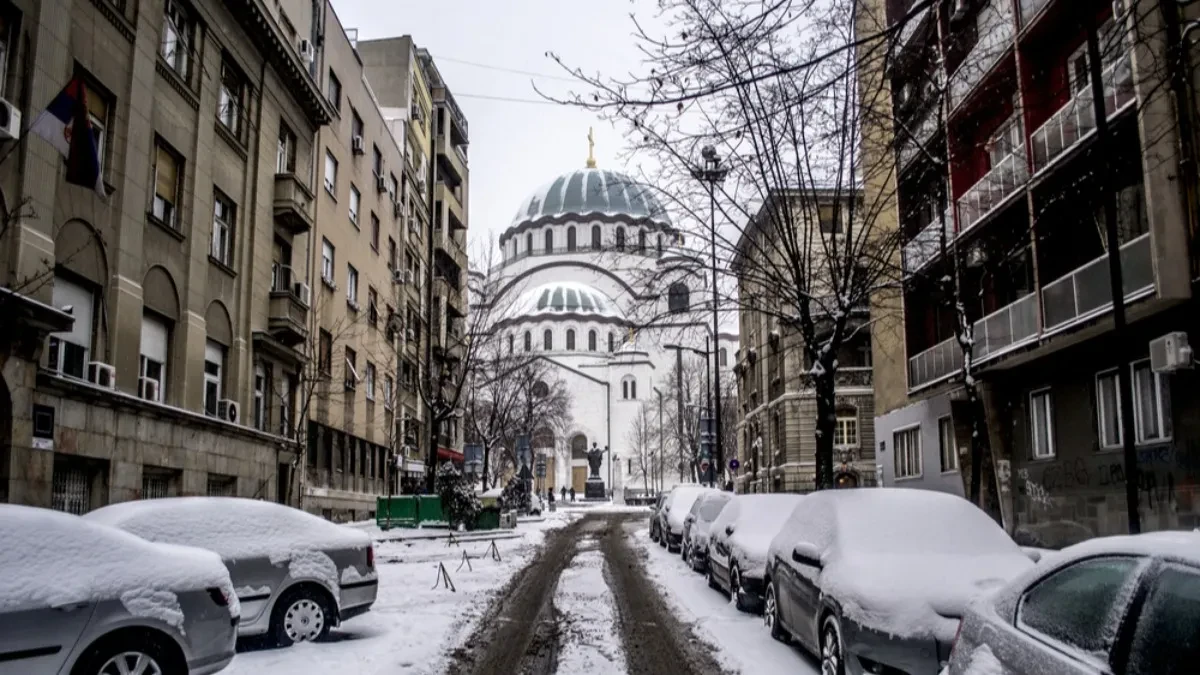 "Mlazna struja" sa Grenlanda obara temperaturu: Živa pada ka nuli, a meteorolog najavljuje i prvi sneg u Beogradu