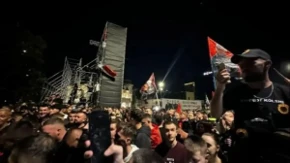 Šiptarski divljaci demolirali zgradu Euleksa, policija im još pomagala, a EU ćuti ko zalivena!