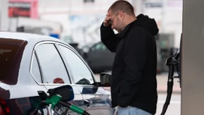Kolone ispred pumpi, restrikcije struje... bez goriva ostaju tri države