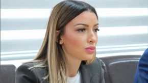 Mesarović patosirala Mariniku Tepić: Neverovatno je kako lekcije o poštenju dolaze od takve moralne 'gromade', bolje da krene od sebe