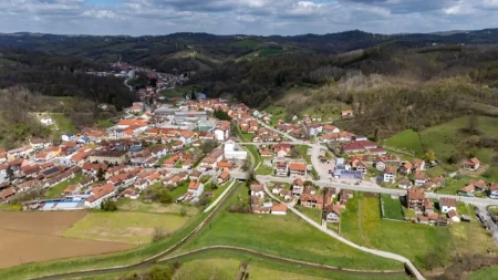 Kuća iz perioda pre Drugog svetskog rata na prodaju za 10.500 evra - uz nju ide i 8,5 ari placa