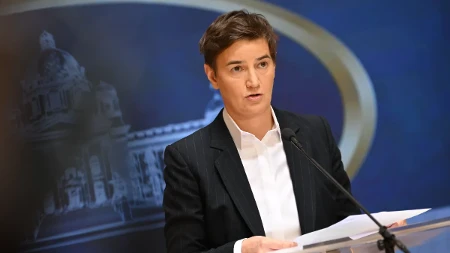 "Stvaramo poslove za mlade i obrazovane, ne damo Srbiju nasilnicima!" Moćne reči Ane Brnabić!