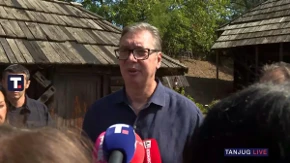 "Posebno mi je bilo zabavno kada su se pojavila dvojica blokadera" Vučić otkrio detalje posete smederevskoj pijaci