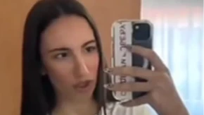 Bez obraza i srama: Blokaderi slave Severinu koja pljuje po Srbiji i našem narodu (VIDEO)
