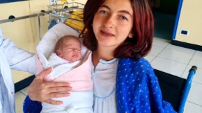 Jelena Trikić iz Drvara je „Majka hrabrost“: Odbila je lečenje od raka, kako bi rodila sina, iako je znala da će je to koštati života
