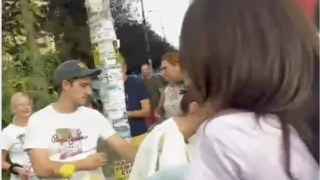 Beograđanka razmontirala blokadere usred rasprave: „Podržavala sam vas, ali kako vas nije sramota koga sada nudite!“ (VIDEO)
