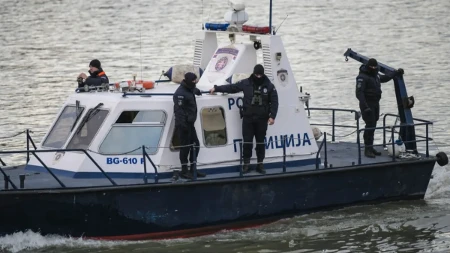 Muškarac nestao u Savi u Progaru: Pao sa daske i nije izronio, hitno upućeni spasilački timovi
