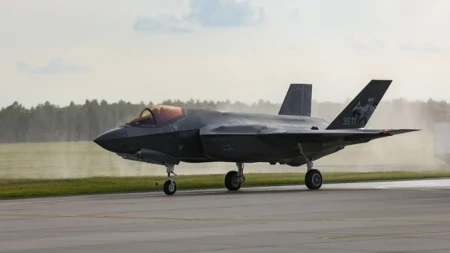 Pentagon u problemu, traži nestalu pošiljku: Delovi borbenog aviona F-35 umesto u Australiji završili u Hong Kongu