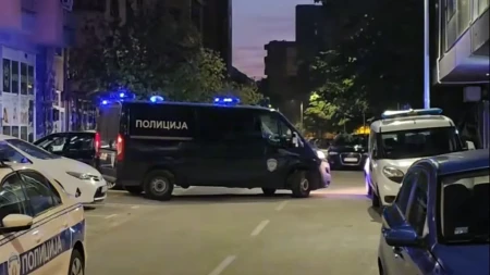 Sin nožem izbo majku u centru Novog Sada: Policiske snage blokirale grad 