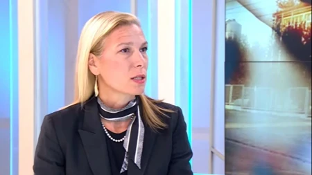 Ksenija Đorđević, na "studentskoj" listi da bi pobegla od poverilaca kojima duguje pare! (FOTO)