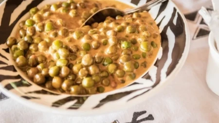 Kremast grašak bez zaprške: Evo šta mu daje gust sos, a nije ni brašno ni pavlaka!