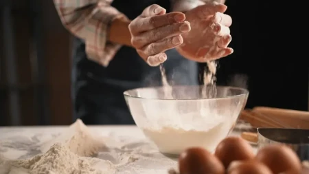 Lepinje punjene sirom i spanaćem - prave se u tiganju, bez rerne, a gotove su za nekoliko minuta