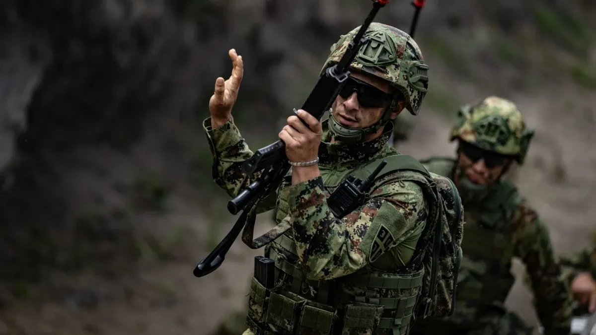Srbija pokazuje zube! Počela velika vojna vežba, Pešter odjekuje od bojevih gađanja (FOTO)