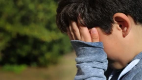 Uhvaćena majka monstrum: Lagala da joj sin ima rak pa prikupila 358.000 evra! I dečak godinama bio u zabludi!