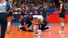 Jezive scene u Brnu: Strašna povreda grčke odbojkašice na meču sa Srbijom (VIDEO)