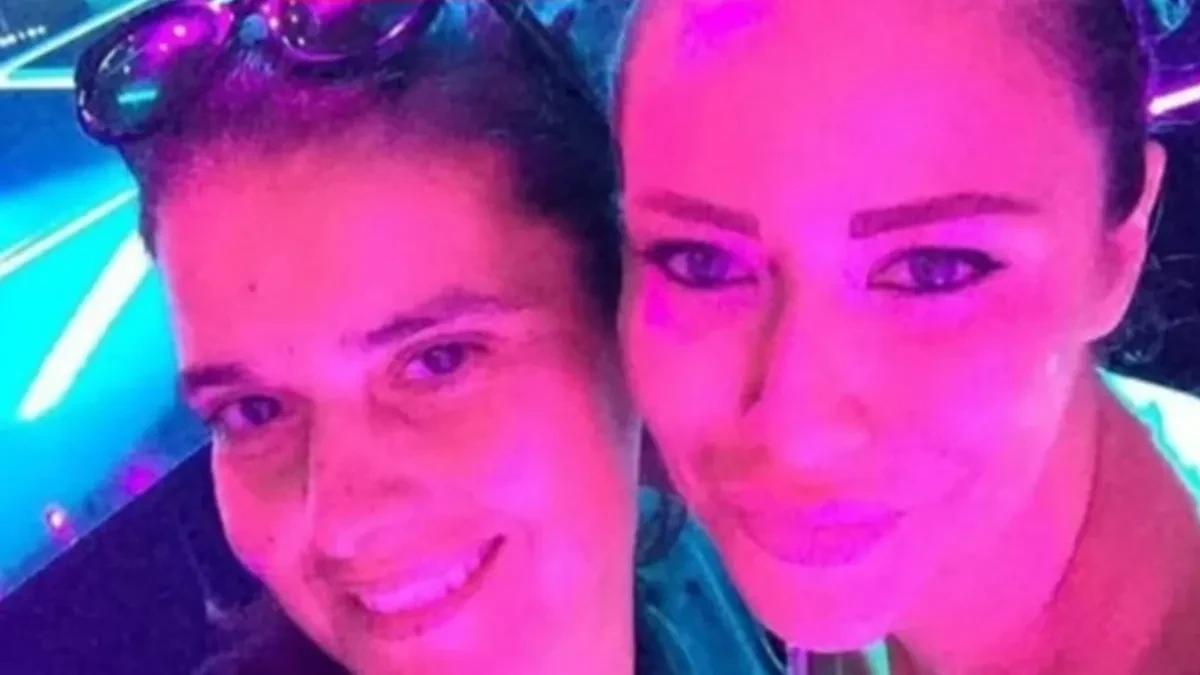 Ana Nikolić ulazi u Elitu 10: Objavila fotku sa Milicom Mitrović sa Pinka i poručila: "Idem tamo"
