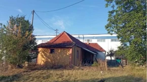 Kuća u Čačku za 55.000 evra, a prodavac ostavlja mogućnost dogovora: Plac ima skoro 9 ari, blizu je škole