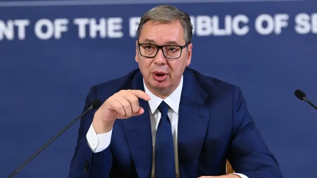 "Pozivam gospodina Srdanovića gde god hoće na TV duel" Vučić: Može i kod njihovih šefova, na N1 i na Novoj S (VIDEO)