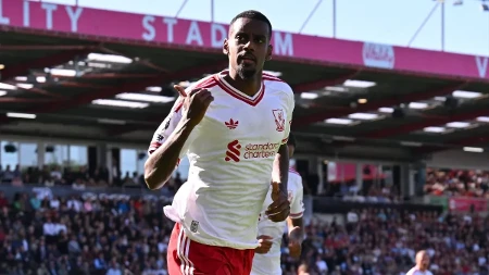 Isak presudio: Liverpul slavio protiv Bornmuta 