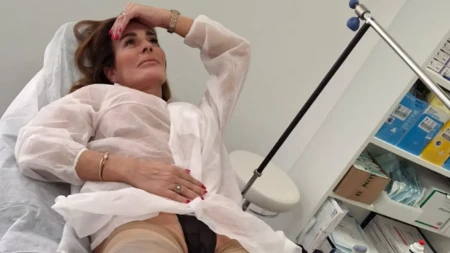Rane i flasteri svuda po nogama! Evo u kakvom je sada stanju Milena Kačavenda: Morala na hitnu operaciju, ovo su detalji