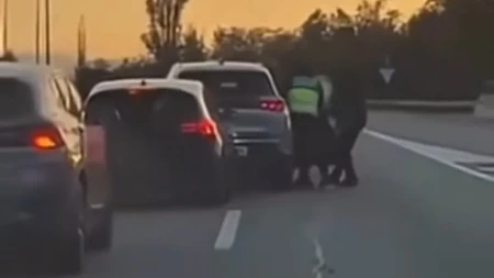 Lažni policajci presreli automobil i oteli muškarca usred dana (VIDEO)