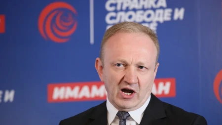 Predsednik Stranke slobode i pravde usred emisije doživeo slom: Đilas optužio blokadere da su ukrali njegov program